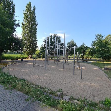 Die Ferienwohnung "Am Kietz" Schwedt Luaran gambar